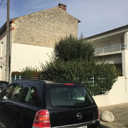 Alienor D'aquitaine La Rochelle (Charente-Maritime)
