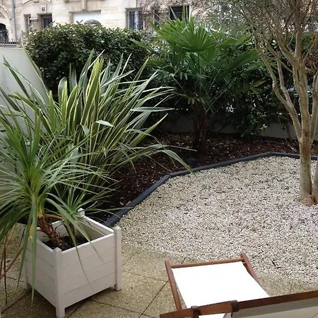 Alienor D'aquitaine Apartment